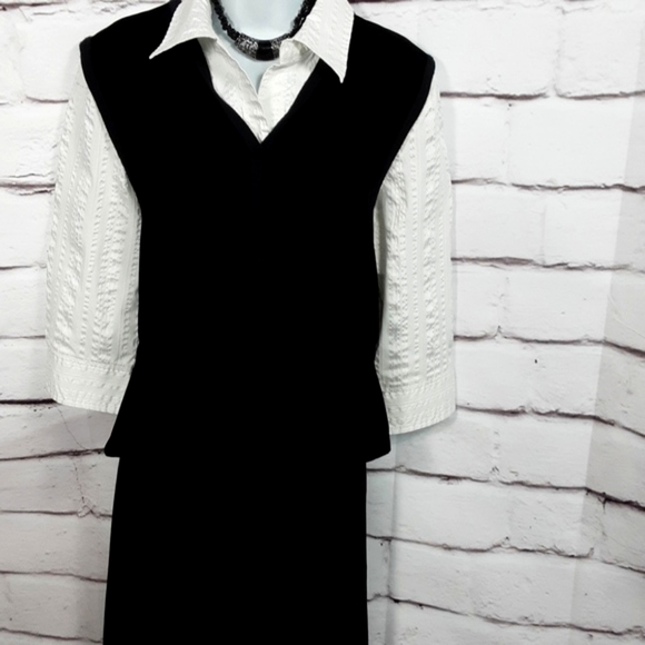 Liz Claiborne Russ Black Velvet Sweater Vest Woman's Medium - Picture 1 of 10